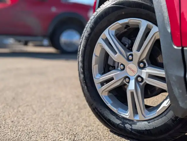 2024 GMC Terrain SLE - Photo 12