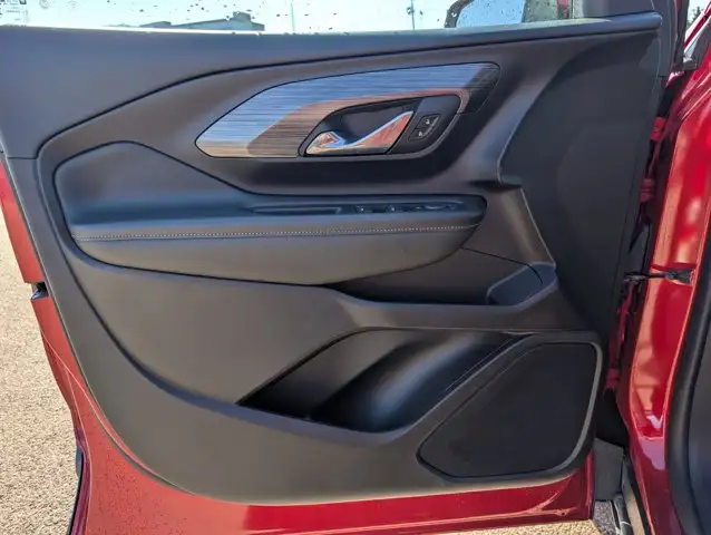 2024 GMC Terrain SLE - Photo 16