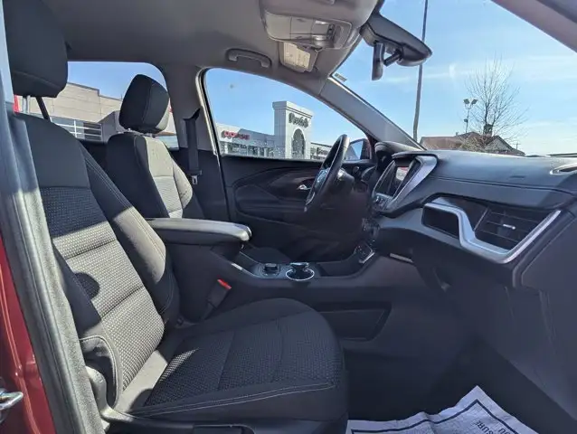 2024 GMC Terrain SLE - Photo 20