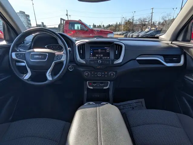 2024 GMC Terrain SLE - Photo 21