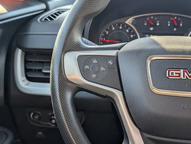 2024 GMC Terrain SLE - Photo 23