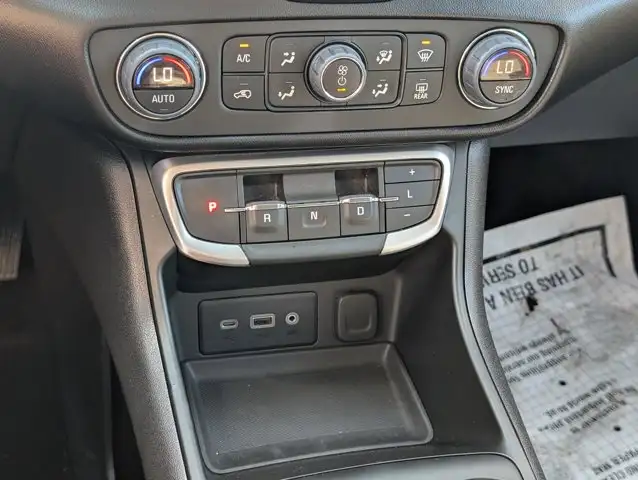 2024 GMC Terrain SLE - Photo 29