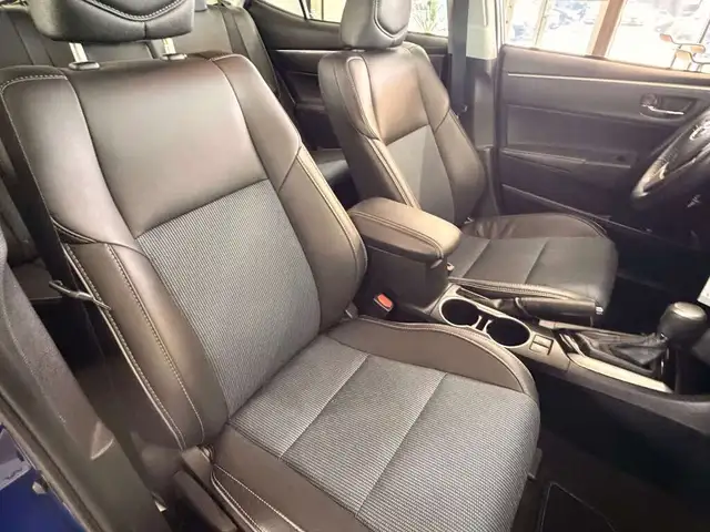 2016 Toyota Corolla CE - Photo 11