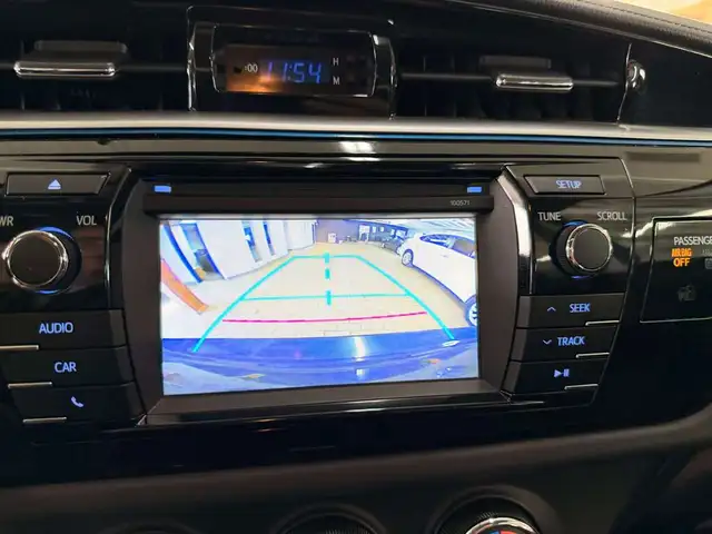 2016 Toyota Corolla CE - Photo 25