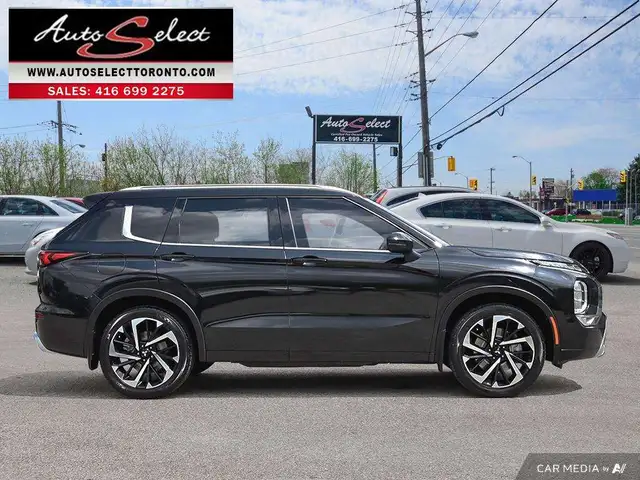 2022 Mitsubishi Outlander SEL AWD - 7 Seater - Leather - Roof... - Photo 3