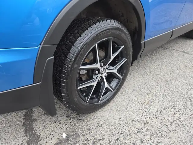 Toyota RAV4 hybride SE 2017 SE HYBRID CUIR TOIT NAV - Photo 8