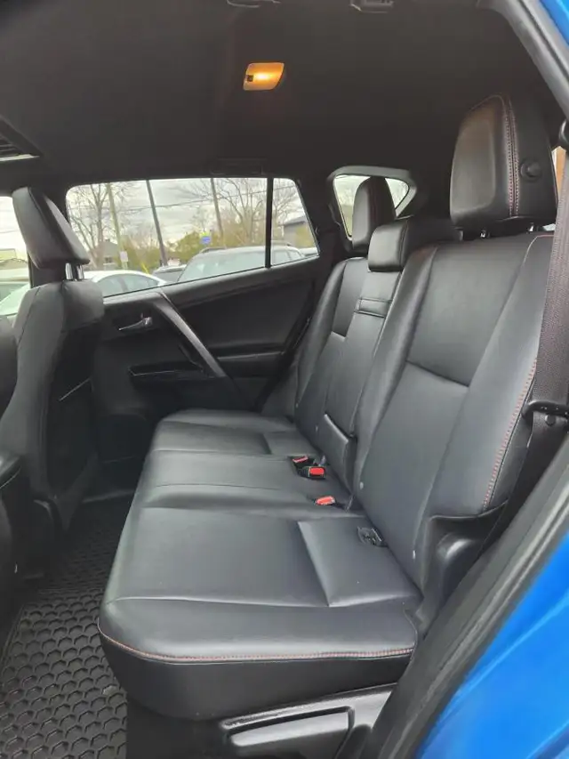 Toyota RAV4 hybride SE 2017 SE HYBRID CUIR TOIT NAV - Photo 13