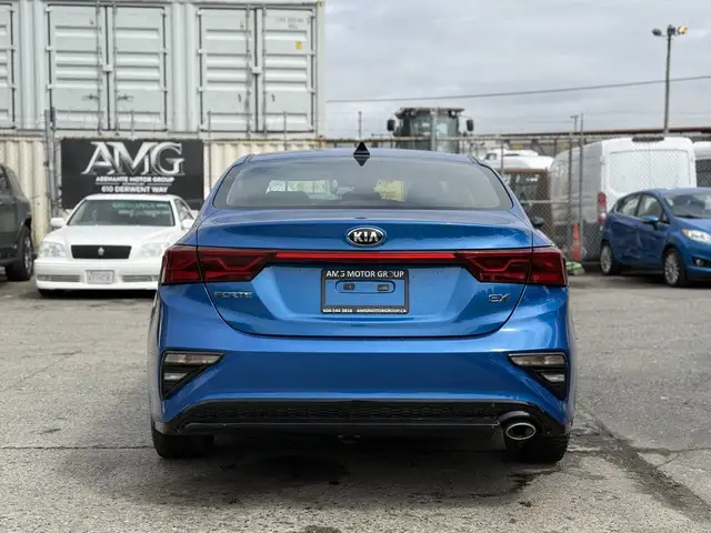 2021 Kia Forte EX - Photo 9