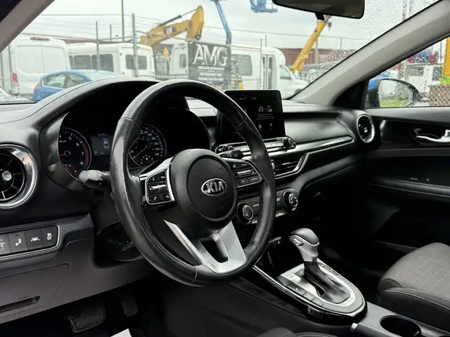 2021 Kia Forte EX - Photo 12