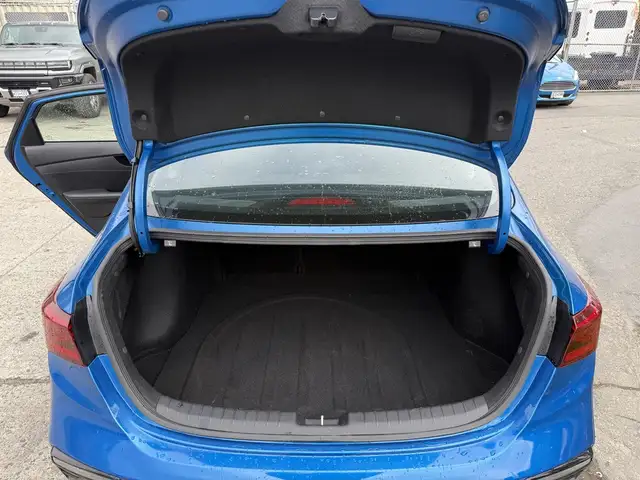 2021 Kia Forte EX - Photo 29