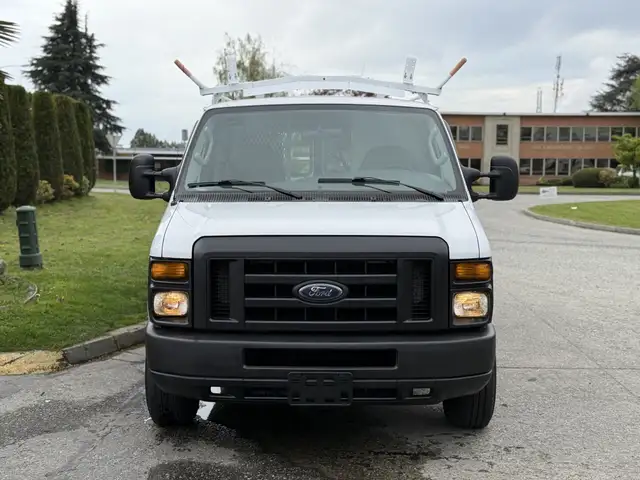 2008 Ford Econoline E-250 Cargo Van with Roof Rack - Photo 3