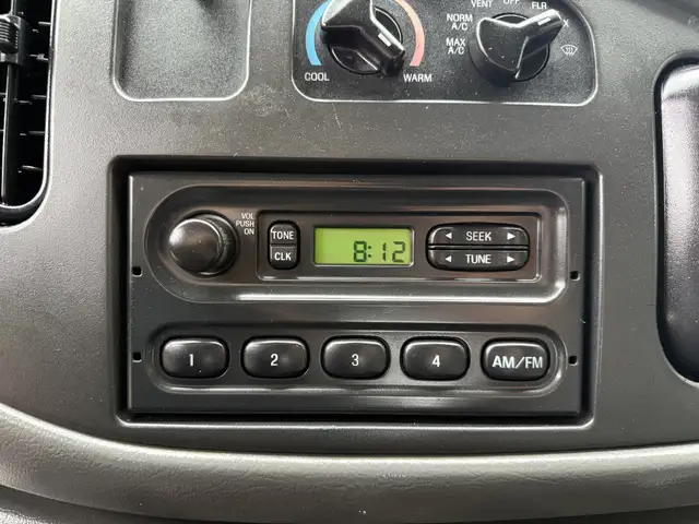 2008 Ford Econoline E-250 Cargo Van with Roof Rack - Photo 31