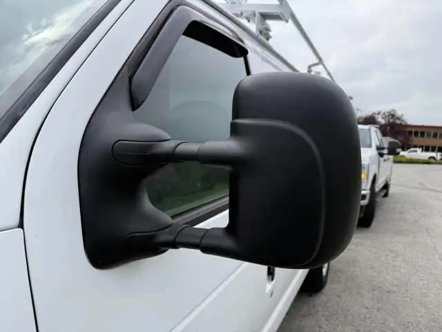 2008 Ford Econoline E-250 Cargo Van with Roof Rack - Photo 44
