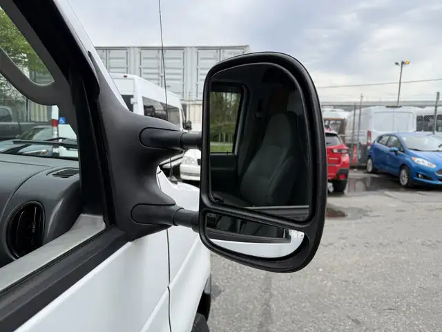 2008 Ford Econoline E-250 Cargo Van with Roof Rack - Photo 46