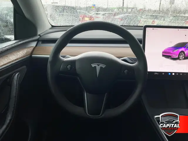 2024 Tesla Model Y Long Range - Photo 6