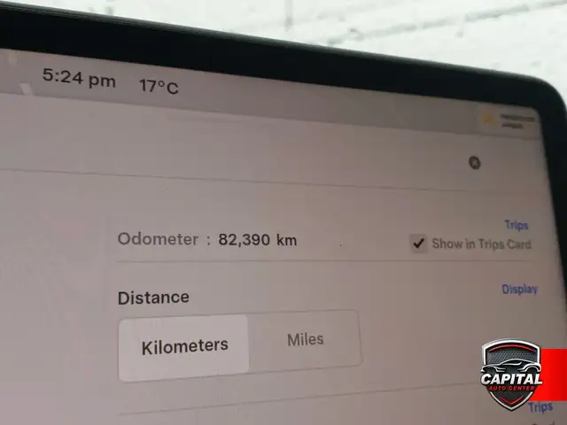 2024 Tesla Model Y Long Range - Photo 9