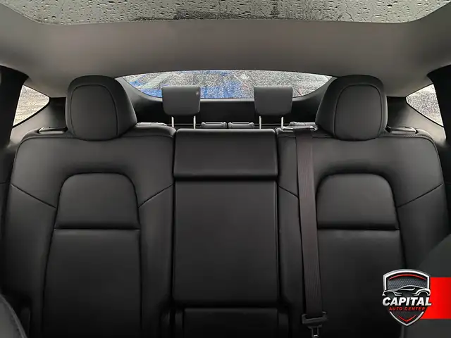 2024 Tesla Model Y Long Range - Photo 16