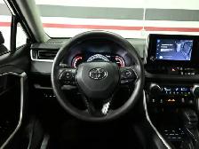 2024 Toyota RAV4 LE No Accident Radar Cruise Lane Assist Blind S - Photo 12