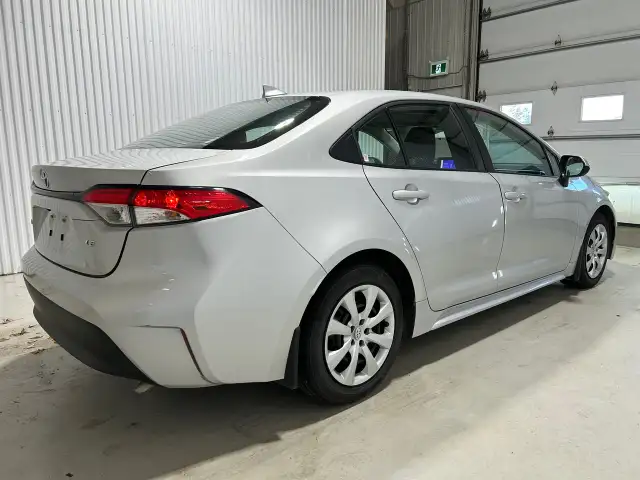 Toyota Corolla Le Auto A/c Caméra 2023 a vendre - Photo 5