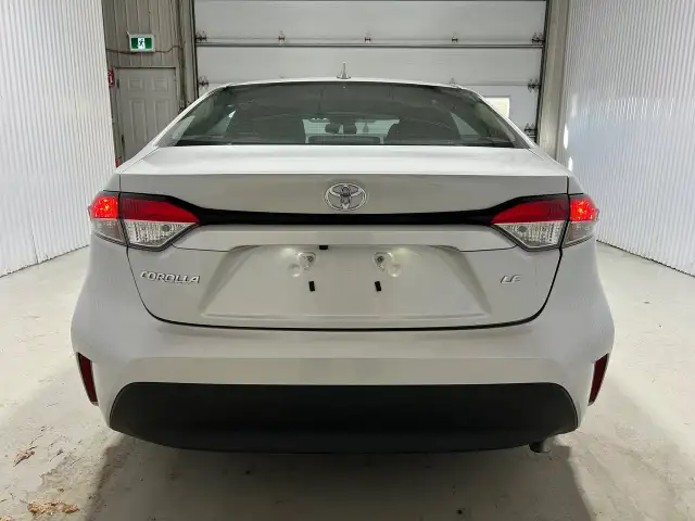 Toyota Corolla Le Auto A/c Caméra 2023 a vendre - Photo 6