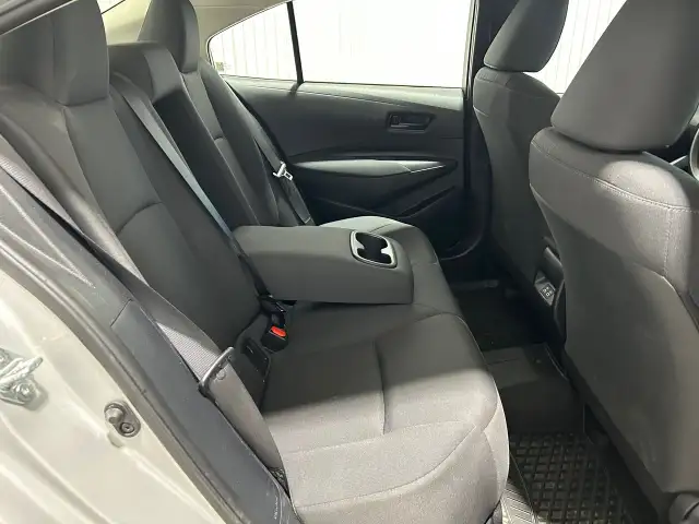 Toyota Corolla Le Auto A/c Caméra 2023 a vendre - Photo 16