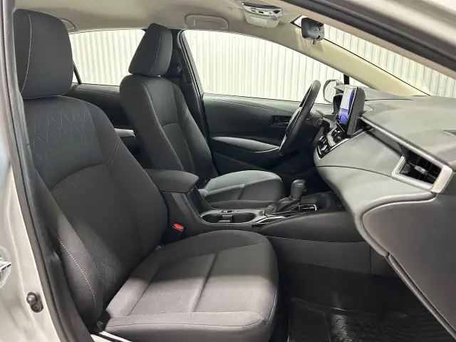 Toyota Corolla Le Auto A/c Caméra 2023 a vendre - Photo 18