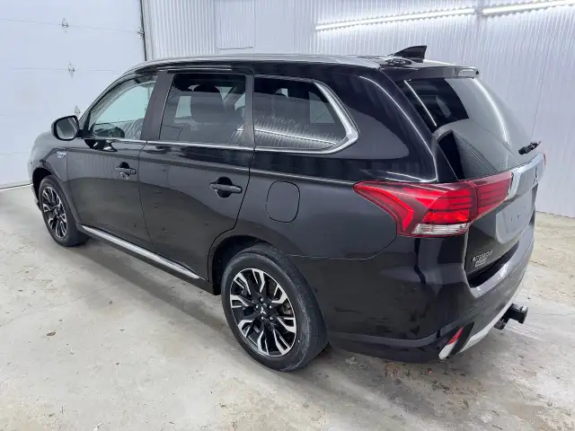 Mitsubishi Outlander PHEV S-Awc Mags 2018 à vendre - Photo 8