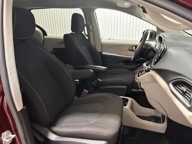 Chrysler Grand Caravan SXT 2RM 2023 à vendre - Photo 16