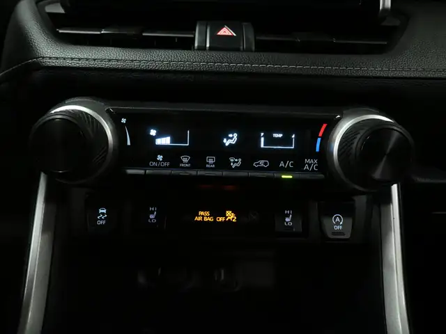 2024 Toyota RAV4 LE No Accident Radar Cruise Lane Assist Blind S - Photo 19