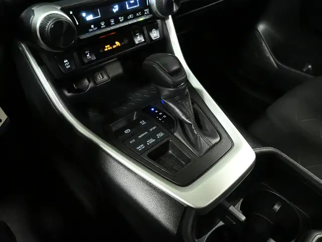 2024 Toyota RAV4 LE No Accident Radar Cruise Lane Assist Blind S - Photo 20