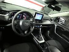 2024 Toyota RAV4 LE No Accident Radar Cruise Lane Assist Blind S - Photo 10