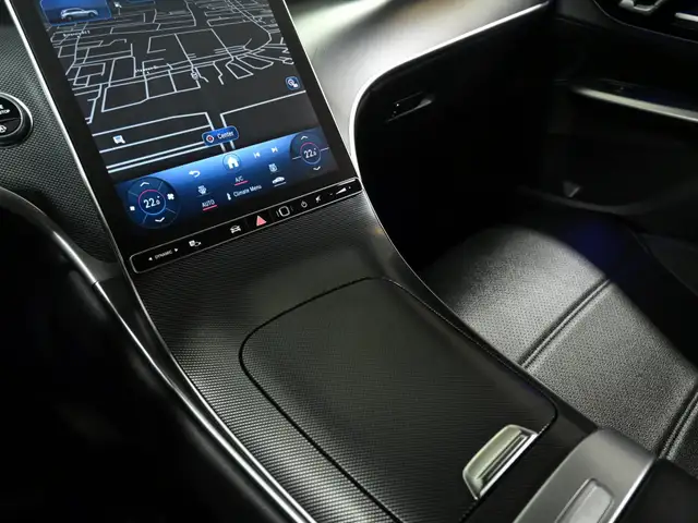 2024 Mercedes-Benz GLC 300 4MATIC No Accident 360CAM Ambient Lig - Photo 22