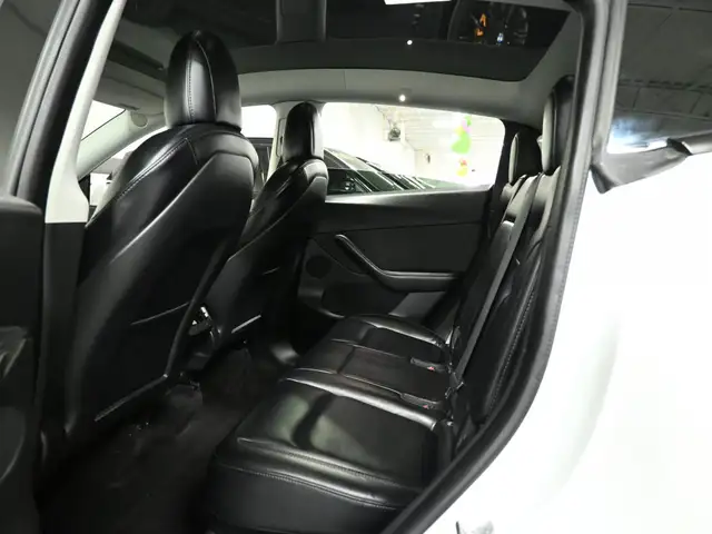 2022 Tesla Model Y Long Range No Accident Dual Motor Autopilot N - Photo 25