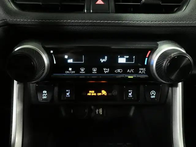 2024 Toyota RAV4 LE No Accident Radar Cruise Lane Assist Blind S - Photo 19