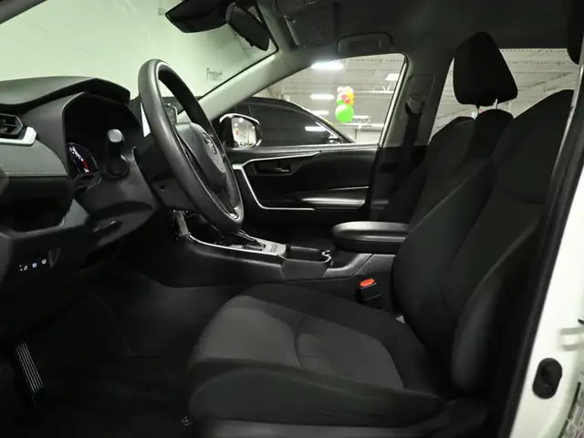 2024 Toyota RAV4 LE No Accident Radar Cruise Lane Assist Blind S - Photo 21