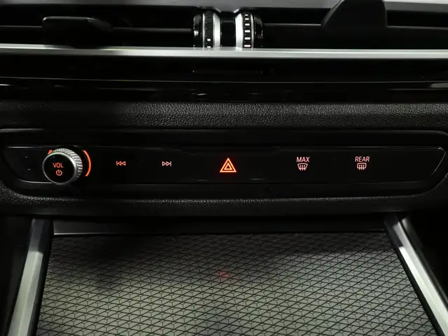 2023 BMW 3 Series 330i xDrive ///M No Accident Red Interior Shad - Photo 23