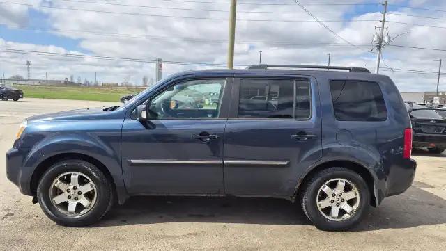 2010 Honda Pilot Touring, DRIVES GREAT, NO ACCIDENTS, AS IS - Photo 2