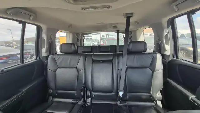 2010 Honda Pilot Touring, DRIVES GREAT, NO ACCIDENTS, AS IS - Photo 13