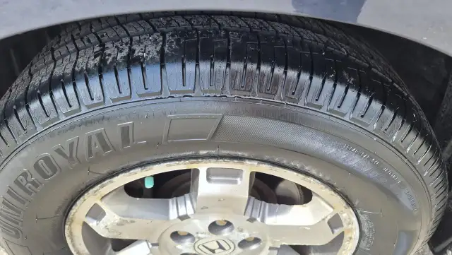 2010 Honda Pilot Touring, DRIVES GREAT, NO ACCIDENTS, AS IS - Photo 19