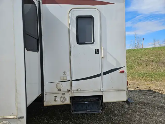 2009 Gulf Stream 30FBHS 30 Ft T/A Fifth Wheel Trailer Canyon Tra - Photo 9