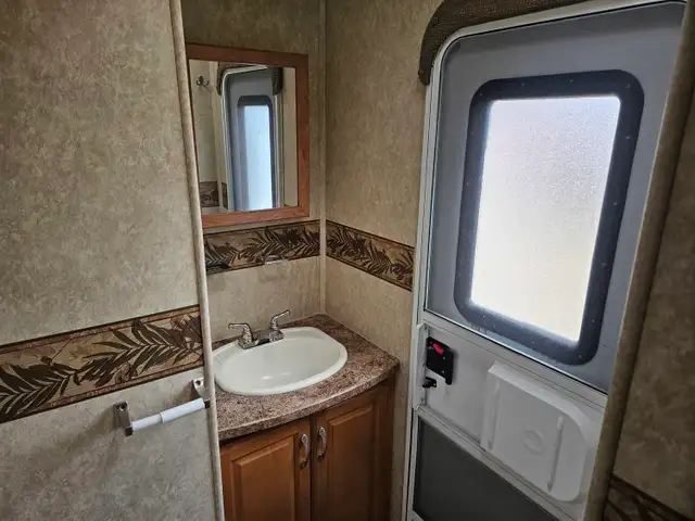 2009 Gulf Stream 30FBHS 30 Ft T/A Fifth Wheel Trailer Canyon Tra - Photo 22