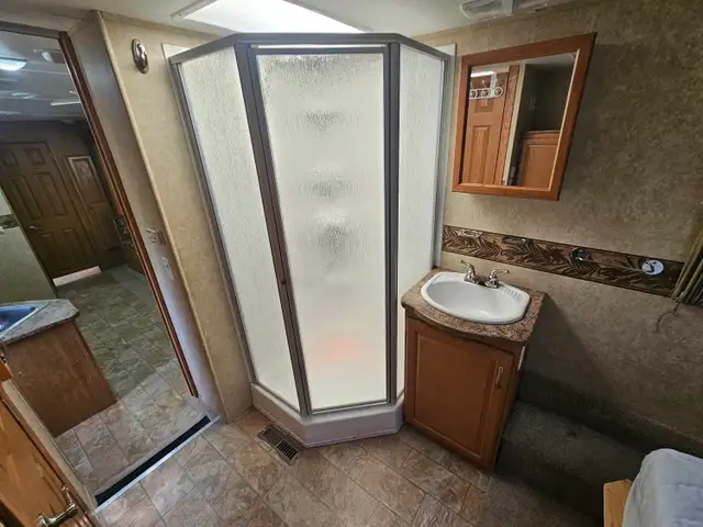 2009 Gulf Stream 30FBHS 30 Ft T/A Fifth Wheel Trailer Canyon Tra - Photo 28