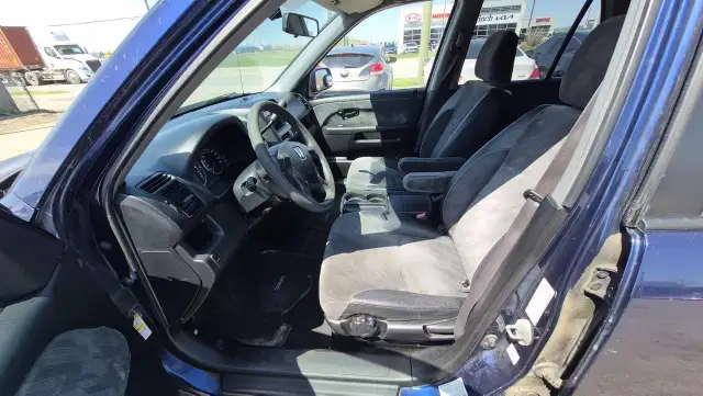 2004 Honda CR-V EX, AWD, 4 CYL, AUTO, RUNS AND DRIVES, AS IS - Photo 9