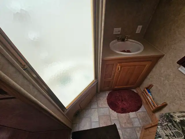 2004 Jayco 28FBS T/A Travel Trailer Designer - Photo 16