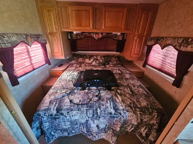 2004 Jayco 28FBS T/A Travel Trailer Designer - Photo 20