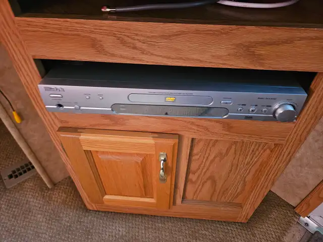 2004 Jayco 28FBS T/A Travel Trailer Designer - Photo 23