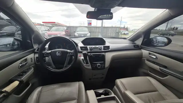 2016 Honda Odyssey Touring, WELL SERVICED, NO ACCIDENTS, AS IS - Photo 10