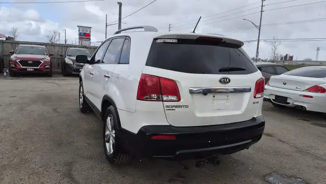 2013 Kia Sorento EX, AUTO, LEATHER, NAVI, AWD, CERTIFIED - Photo 3