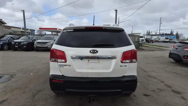 2013 Kia Sorento EX, AUTO, LEATHER, NAVI, AWD, CERTIFIED - Photo 4