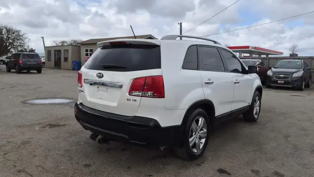 2013 Kia Sorento EX, AUTO, LEATHER, NAVI, AWD, CERTIFIED - Photo 5